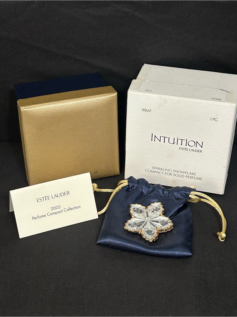 Estée Lauder 2005 Sparkling Snowflake Intuition Solid Perfume Compact